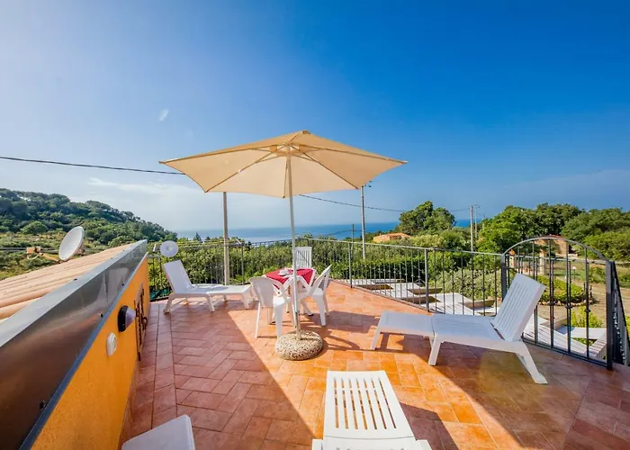 Hills House 펜션 *