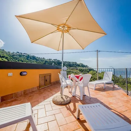 Hills House Сasa de vacaciones