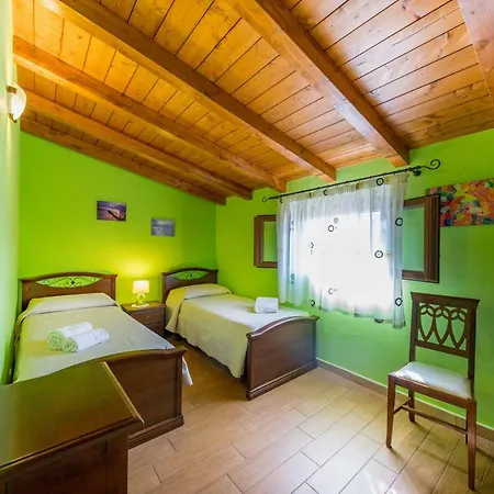 Hills House Hébergement de vacances *