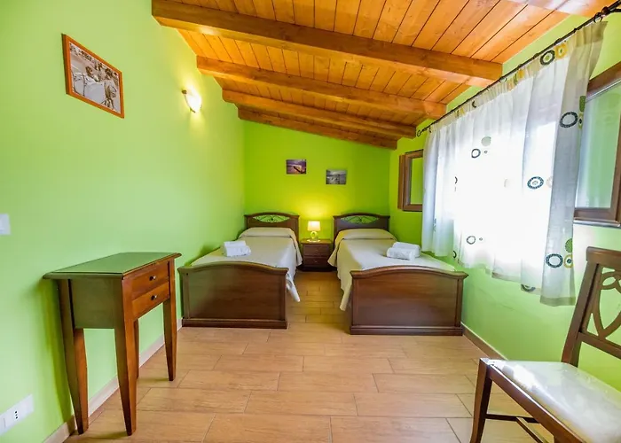 Hills House Nyaraló Cefalù