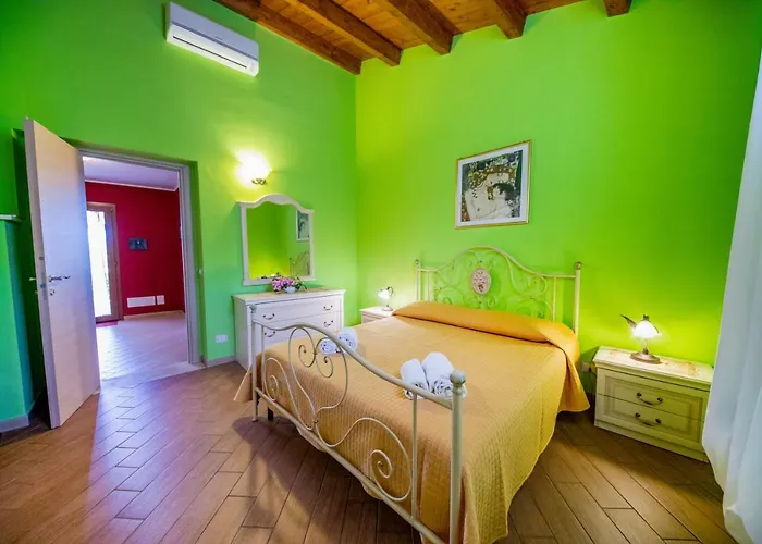 Hills House Nyaraló *